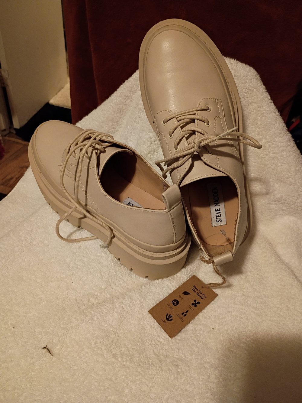 Steve Madden Women's Beige Platform Lace-Up Oxfords